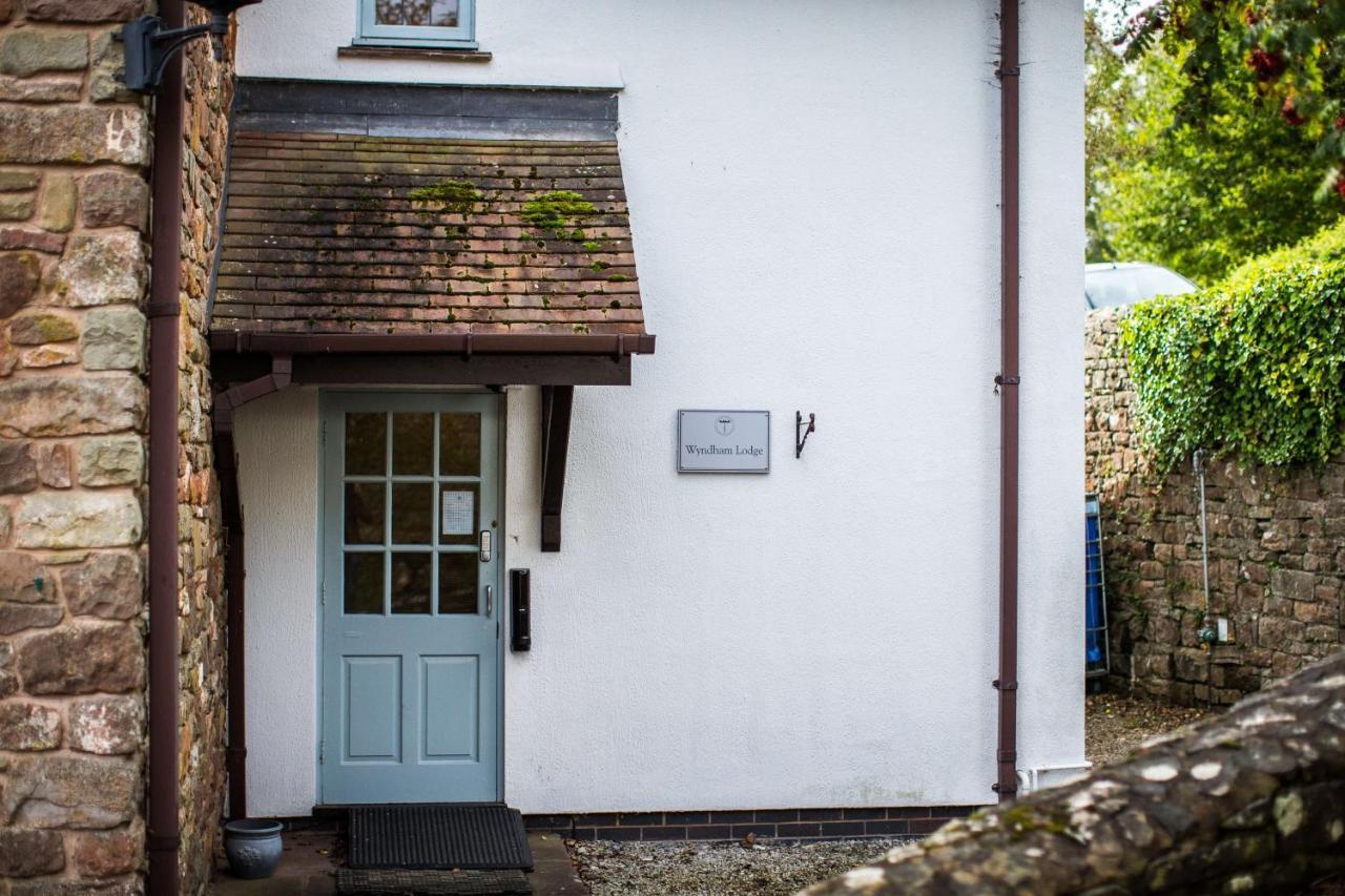 The Wyndham Hotel Clearwell Bagian luar foto