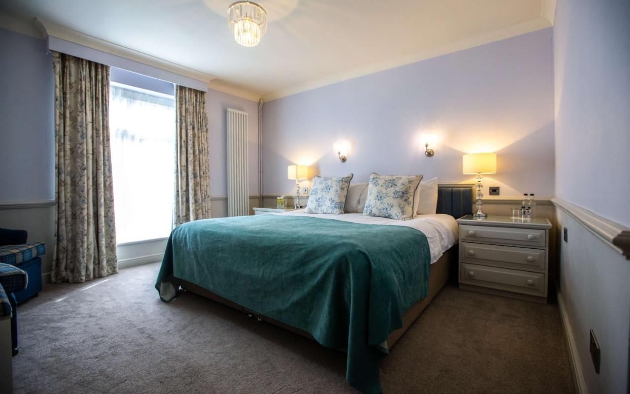 The Wyndham Hotel Clearwell Bagian luar foto
