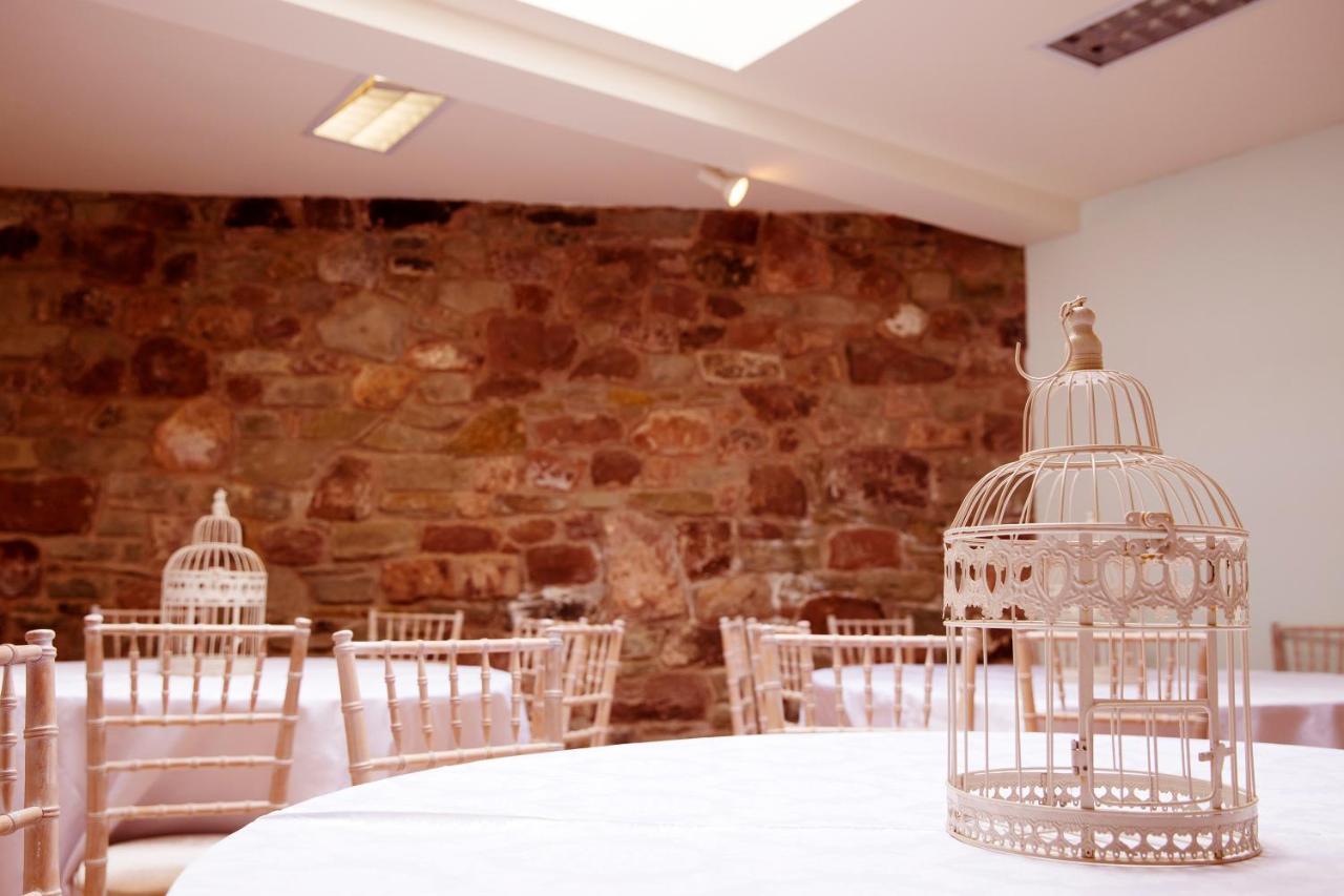 The Wyndham Hotel Clearwell Bagian luar foto