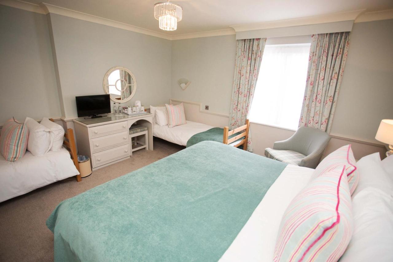 The Wyndham Hotel Clearwell Bagian luar foto